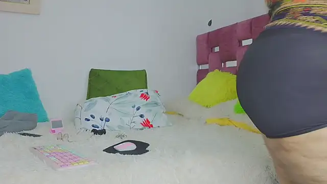 ScarletthJhonson- online show from 03-22-26, 08:10