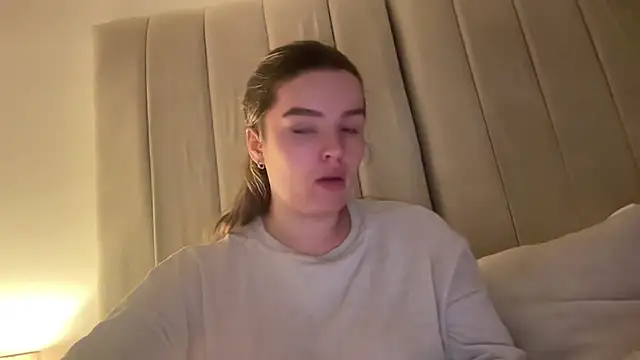 maisiesmithx online show from 03-25-26, 12:44