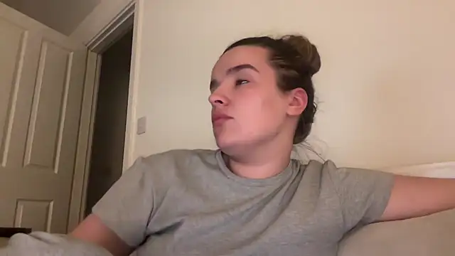 maisiesmithx online show from 03-09-26, 10:02