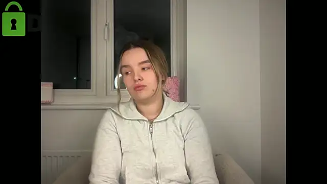 maisiesmithx online show from 02-02-26, 11:26