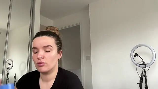 maisiesmithx online show from 04-04-26, 01:17