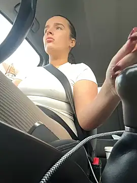 Snapshot of maisiesmithx chatting on 01-13-25, 02:00 maisiesmithx online show from 01-13-25, 02:00