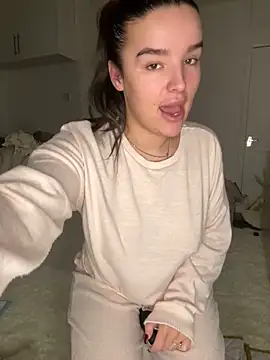 Snapshot of maisiesmithx chatting on 01-08-25, 08:39 maisiesmithx online show from 01-08-25, 08:39