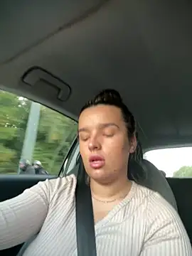 Snapshot of maisiesmithx chatting on 10-05-25, 05:25 maisiesmithx online show from 10-05-25, 05:25