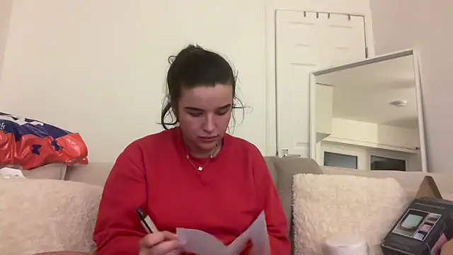 Snapshot of maisiesmithx chatting on 01-21-25, 12:25 maisiesmithx online show from 01-21-25, 12:25