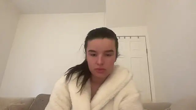 Snapshot of maisiesmithx chatting on 01-23-25, 04:15 maisiesmithx online show from 01-23-25, 04:15