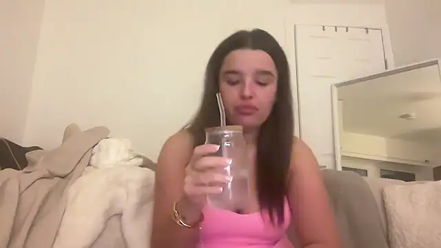 Snapshot of maisiesmithx chatting on 01-21-25, 08:54 maisiesmithx online show from 01-21-25, 08:54