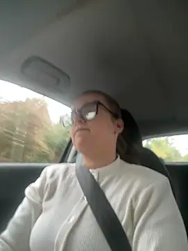 Snapshot of maisiesmithx chatting on 10-15-25, 07:05 maisiesmithx online show from 10-15-25, 07:05