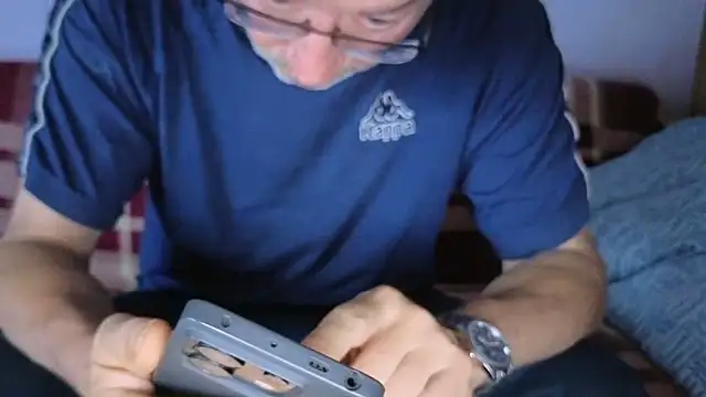 Snapshot of loverboyxxx69 chatting on 09-25-25, 02:50 loverboyxxx69 online show from 09-25-25, 02:50