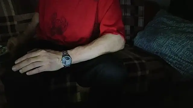 Snapshot of loverboyxxx69 chatting on 10-20-25, 07:03 loverboyxxx69 online show from 10-20-25, 07:03