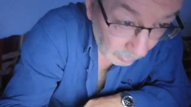 Snapshot of loverboyxxx69 chatting on 09-15-25, 02:12 loverboyxxx69 online show from 09-15-25, 02:12