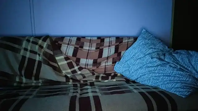 loverboyxxx69 online show from 12-22-25, 08:53