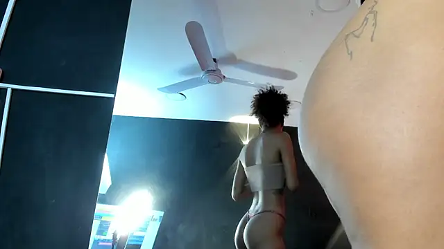 YayaHilton online show from 02-07-26, 04:42