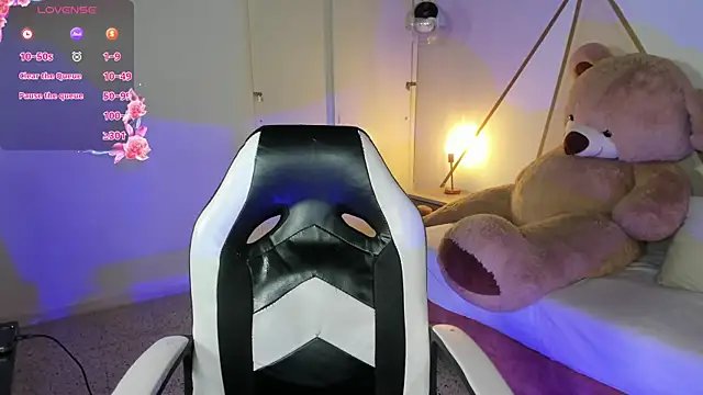 coraltaylor online show from 12-07-24, 07:05