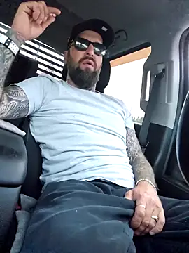 Beardedtattood online show from 09-13-25, 11:21