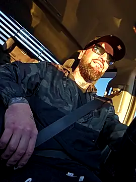 Beardedtattood online show from 09-19-25, 11:25