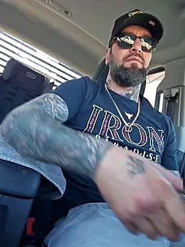 Beardedtattood online show from 10-04-25, 02:51