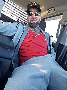 Beardedtattood online show from 09-30-25, 01:50