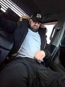 Snapshot of Beardedtattood chatting on 02-13-26, 12:16 Beardedtattood online show from 02-13-26, 12:16