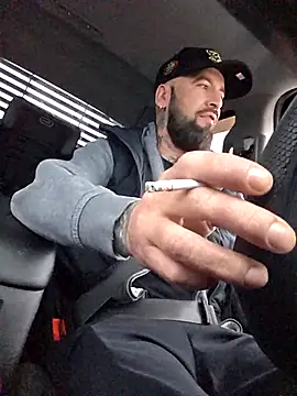 Beardedtattood online show from 10-30-25, 12:14