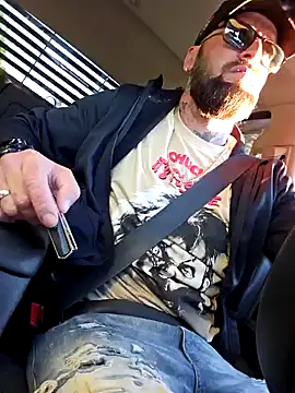 Beardedtattood online show from 09-29-25, 11:49