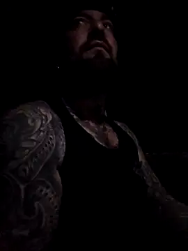 Beardedtattood online show from 11-29-25, 08:58