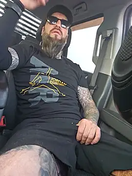 Beardedtattood online show from 06-11-26, 10:23