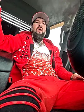 Beardedtattood online show from 04-04-26, 12:34