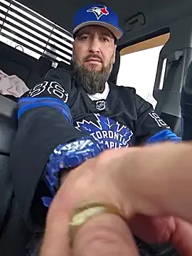 Beardedtattood online show from 05-06-26, 01:37
