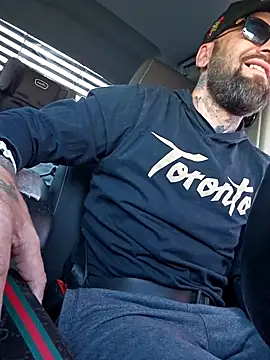 Beardedtattood online show from 09-12-25, 12:27