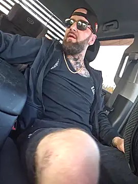 Beardedtattood online show from 09-27-25, 11:49