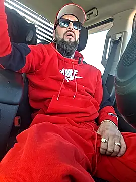Beardedtattood online show from 04-23-26, 01:46