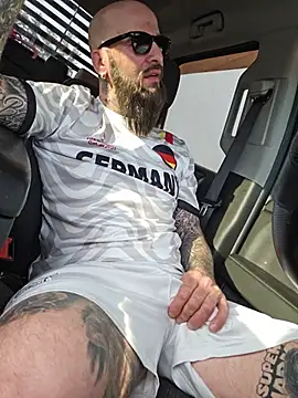 Beardedtattood online show from 07-03-26, 11:06