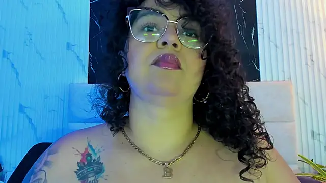 Reginavegaa online show from 09-10-25, 11:42