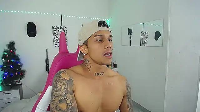 Leonard Price online show from 11-30-25, 02:45