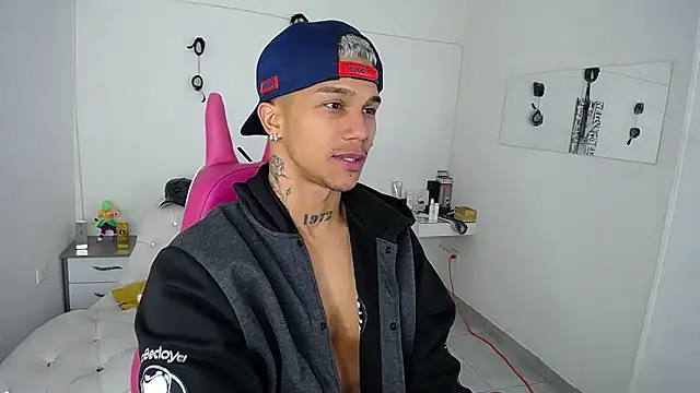 Leonard Price online show from 09-16-25, 02:34