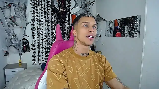 Leonard Price online show from 11-09-25, 03:32