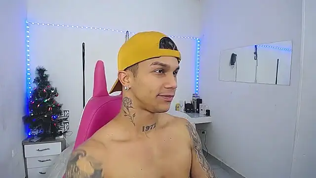 Leonard Price online show from 12-17-25, 02:22