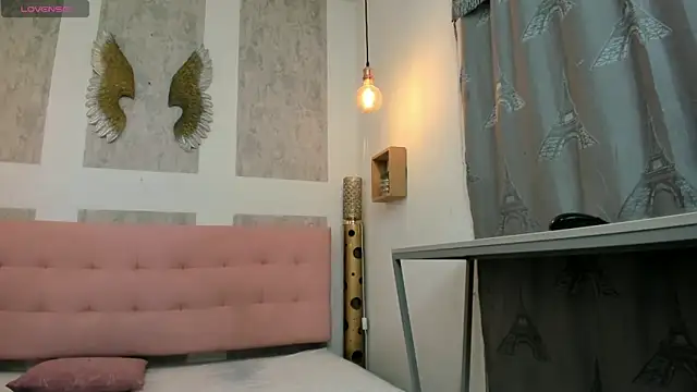 zhamira 21 online show from 02-06-26, 08:27