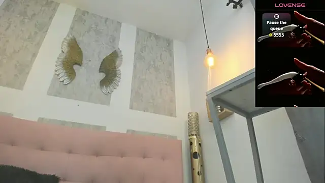 zhamira 21 online show from 02-19-26, 08:39