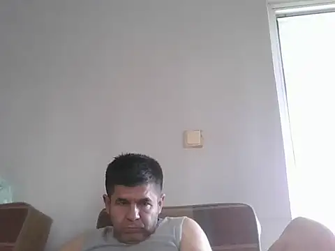 elenor 48 online show from 10-31-25, 01:52