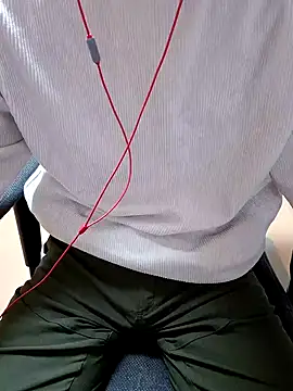 Snapshot of Aenbukkake_kai2 chatting on 01-11-25, 01:11 Aenbukkake kai2 online show from 01-11-25, 01:11