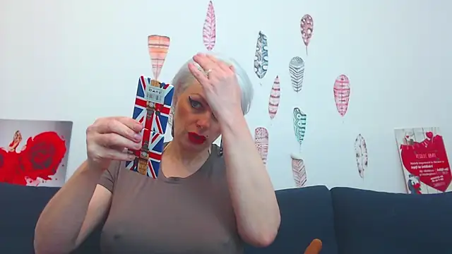 ForeverBarbie  online show from 01-15-26, 05:22