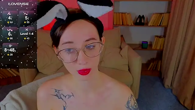 Dark Lola  online show from 03-04-25, 11:51