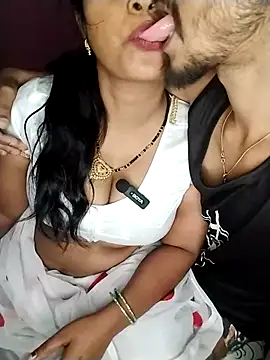 Indian Lust Couple online show from 05-10-26, 12:36