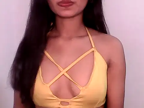 Snapshot of RIYAA_2 chatting on 01-28-25, 05:03 RIYAA 2 online show from 01-28-25, 05:03