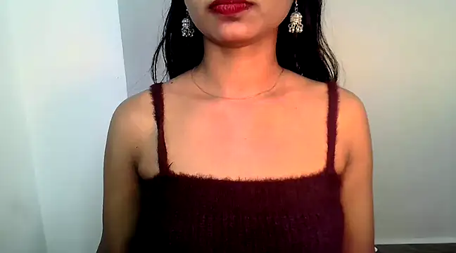 Snapshot of RIYAA_2 chatting on 01-06-25, 10:58 RIYAA 2 online show from 01-06-25, 10:58