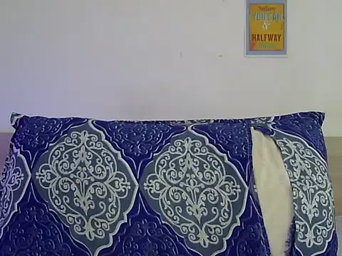 Snapshot of MAAYRA_09 chatting on 02-25-26, 09:31 MAAYRA 09 online show from 02-25-26, 09:31