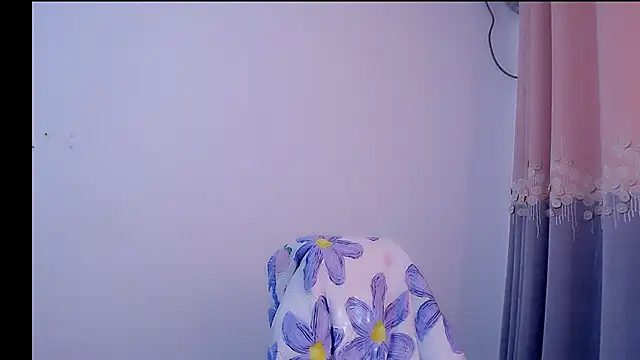 Little-sweet online show from 11-20-25, 01:28