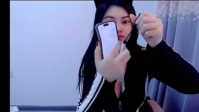 Little-sweet online show from 11-25-25, 12:44